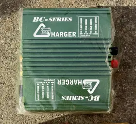 Pst-bc2412-15 Bc-charger Bc-2412-15 Dc-dc 24 V - 12 7.5 A
