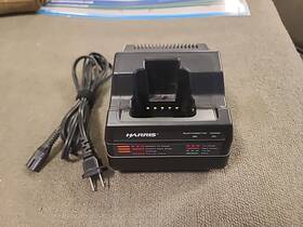 Harris P5300 Macom Tri-chemistry Rapid Battery Charger Ch-104560