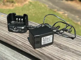 Ic-a14 Icom Bc-179 Standard Desktop Battery Charger For Handheld