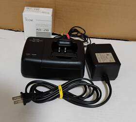Icom Bc-79 Battery Charger Power Adaptor Ks117-a Desktop Ad-28 Insert Lights Up