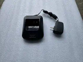 Ksc-19m Kenwood Ksc-19 Regular Rate Single Unit Desk Charger Knb-16/17a/17b 120 Volt Ac