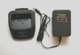 W08-0971 Kenwood Ksc-f6 Genuine Desktop Charger Th-f6a Th-f6 Th-f7 Th-f7e Th-f7a
