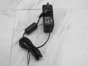 5808800f97 Motorola Genuine 18v Power Supply For Cls Multi-unit Charger