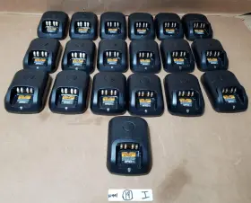 Pmpn4137a Motorola 5m19 Lot Of 19 Impres Single-unit Battery Chargers I