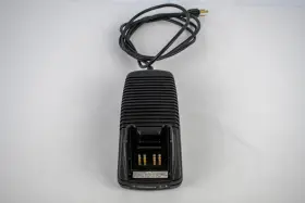 Aa16740 Motorola Radio Battery Charger Model 20w - Tested Works Great