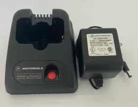 Htn9013a Motorola Sp50 Radio Quick 3 Hour Charger And Ac Adaptor Tested Good