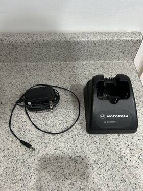 Motorola Htn9014a Htn9014c 120v Charging Station With Power Adapter