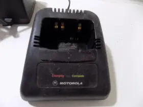 Ntn1172a Motorola Radio Charger Base And Power Supply