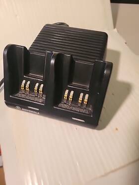 Motorola Ntn7510a Visar Charger With Cord