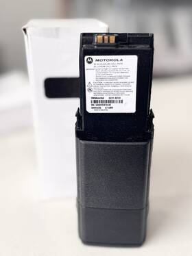 Motorola Pmnn4439a Oem Clamshell Battery Case For Apx Series Radios 2024