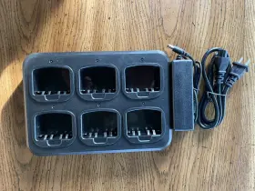 Teseko 730265597938 Six-way Charger Multi Unit For Motorola