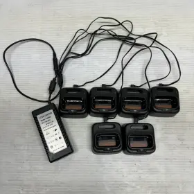 Tr2xicb Tr Titan Radio Lot Of 6 Charger With Ac Adapter