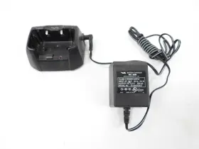 Cd-32 Vertex Standard Ham Radio Charger Cradle With Power Supply Good Condition