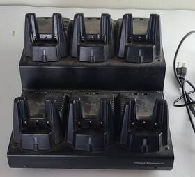 Vertex Standard Vac-6920 Charging Dock Six Unit Charger