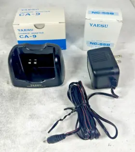 Nc-55b Yaesu 909959040609 Ca-9 Charger And Stand In The Box